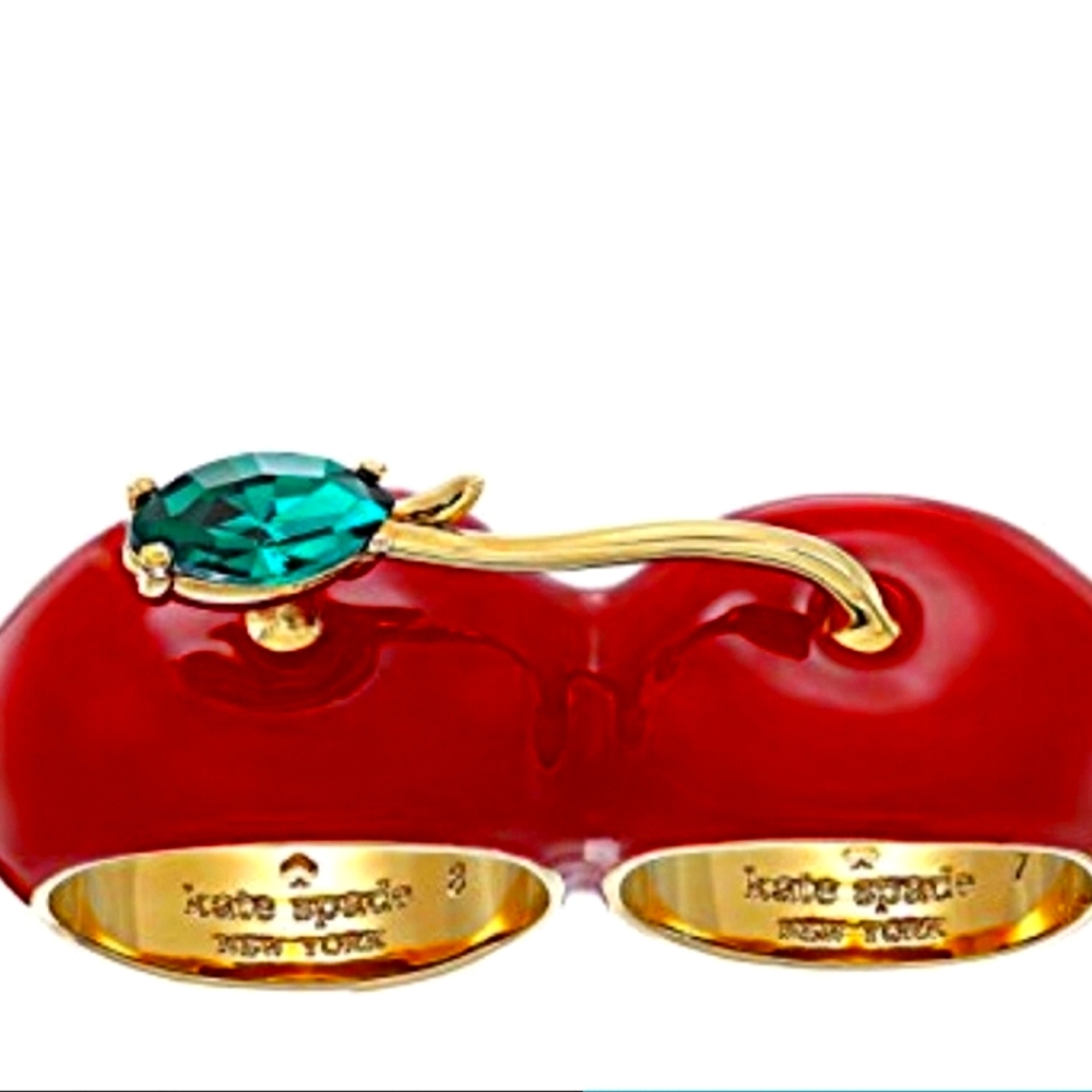 Women's jewelry